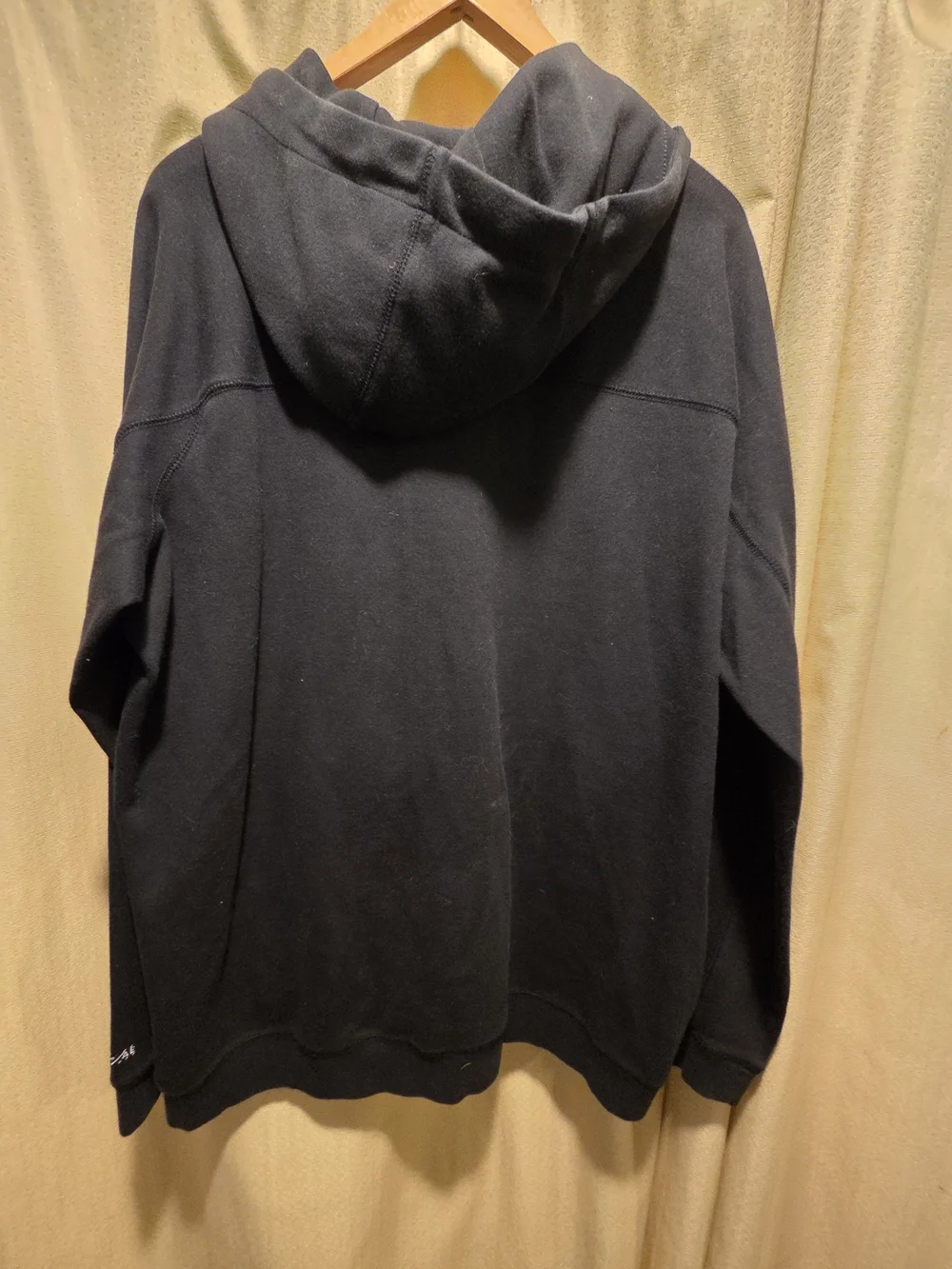 American Eagle Outfitters Black Zip-Up Hoodie Sweater